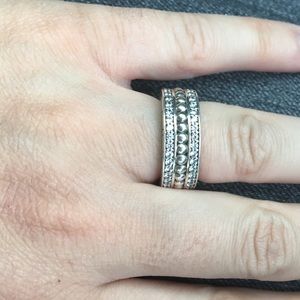 Pandora Ring